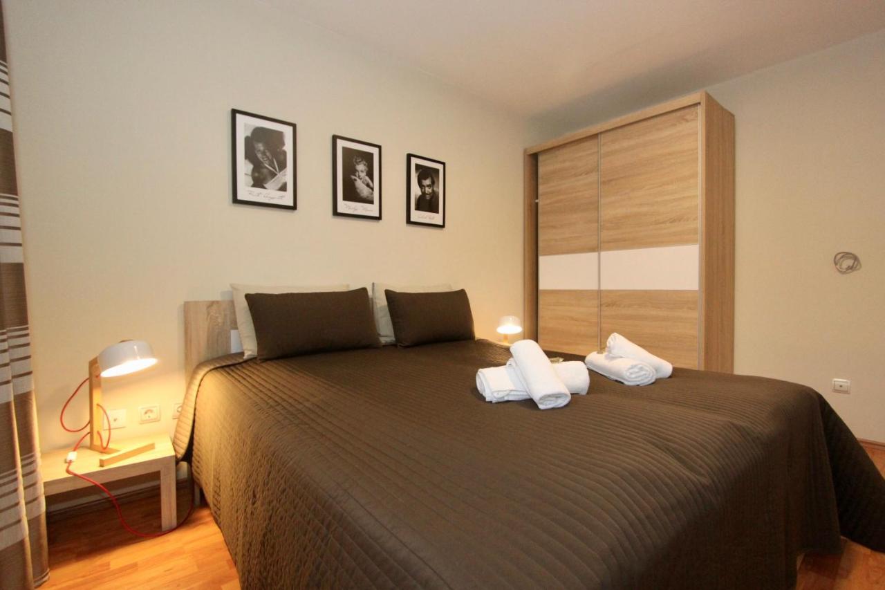 Cozy Apartments In Belgrade, Cukarica, Zeleznik, Free Parking And Wifi エクステリア 写真